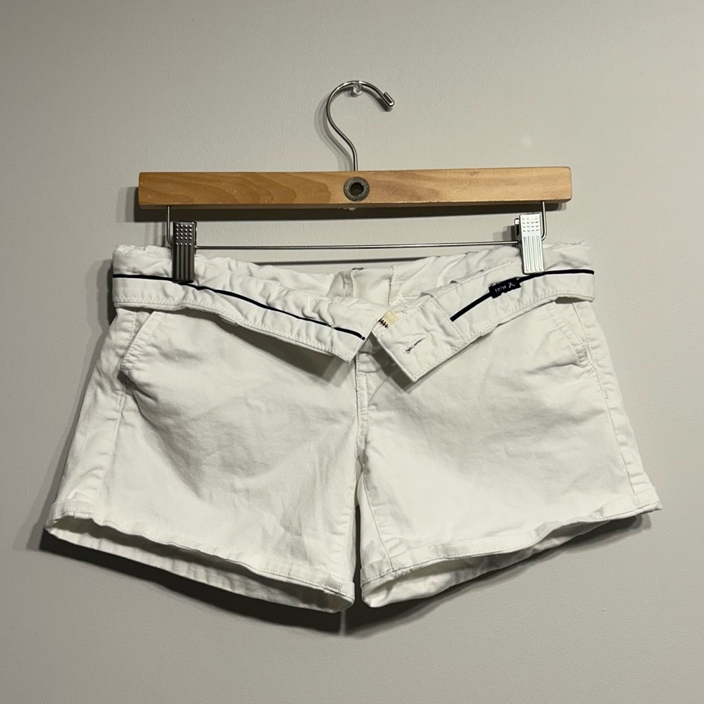White Women's Shorts